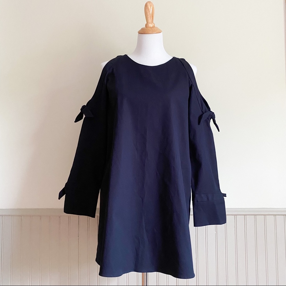 Brand New Zara Navy Mini Dress with Cold-Shoulder Cut-Away Sleeves & Bows - Picture 2 of 11